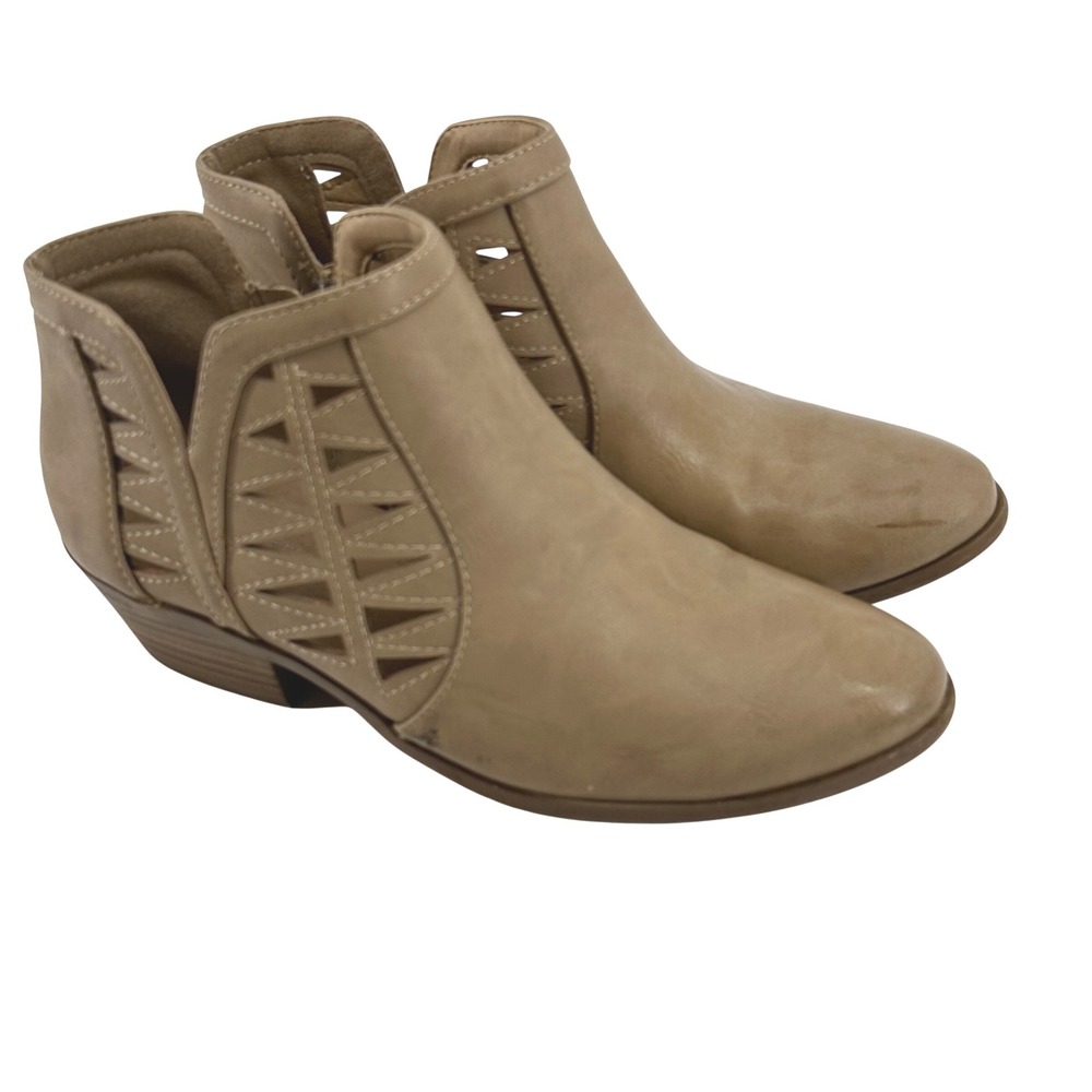 Marco Republic Women‎ Cream Cutout Side Zipper Ankle Booties